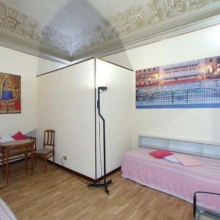 Bed and Breakfast Residenza D'Epoca Montanini Сиена Экстерьер фото